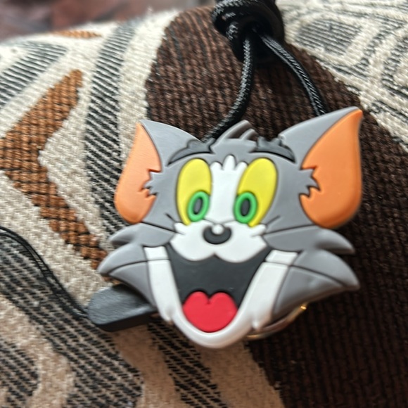 Phone case - Picture 3 of 5